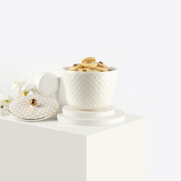 Medium Porcelain vase With Cover From Rattan - Pearl