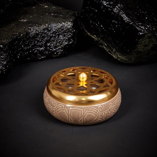 [AM1094] Luxury Porcelain Ashtray From Majlis